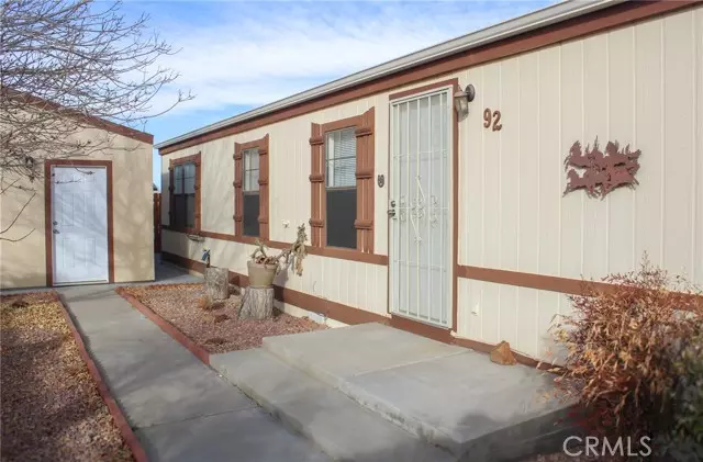 21621 Sandia RD 92, Apple Valley, CA 92308