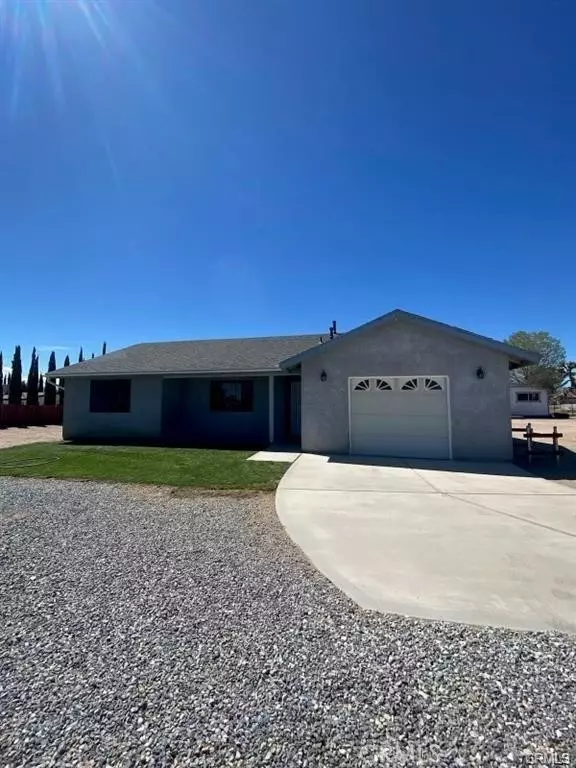 14961 Walnut ST 2, Hesperia, CA 92345