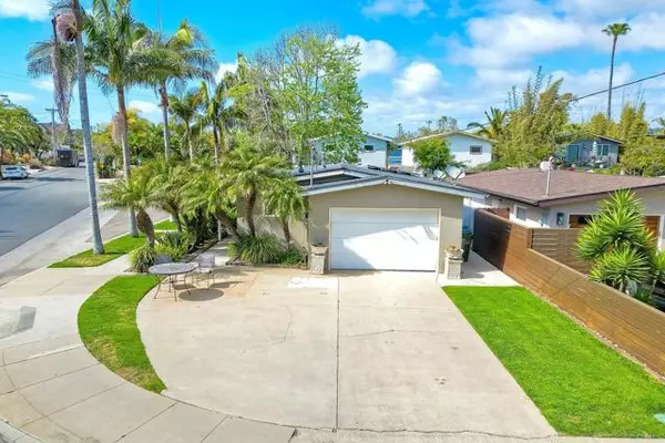 Encinitas, CA 92024,450 Sylvia ST