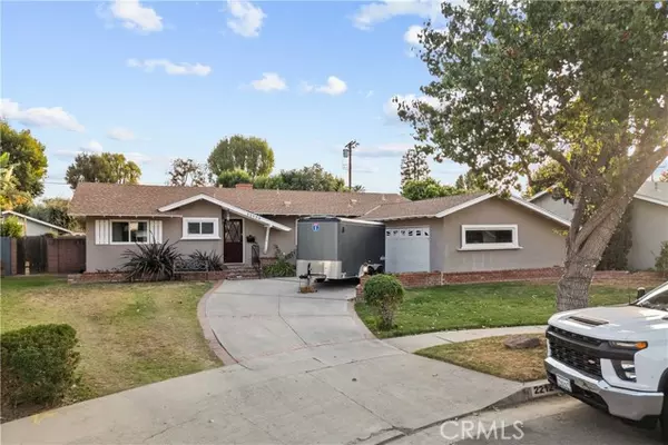 Canoga Park, CA 91304,22124 Lanark ST