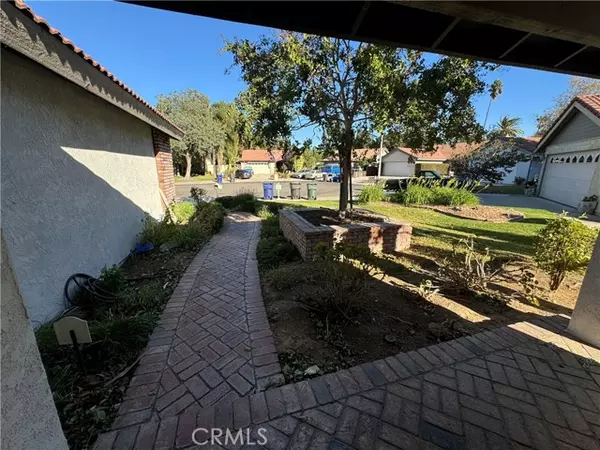 Riverside, CA 92504,4880 Newport LN