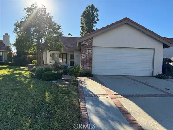 4880 Newport LN, Riverside, CA 92504