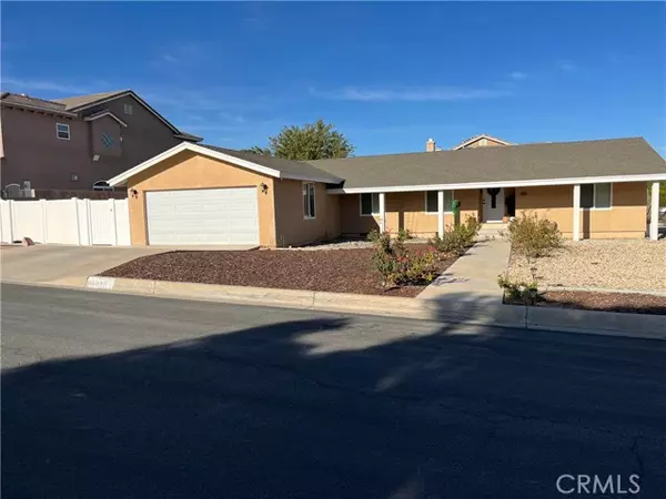 12820 Amberwood LN, Victorville, CA 92395