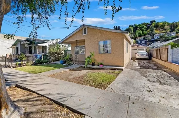 Los Angeles, CA 90032,4540 Amber PL