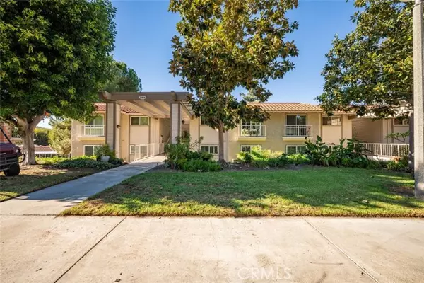 Laguna Woods, CA 92637,3301 Via Carrizo 0