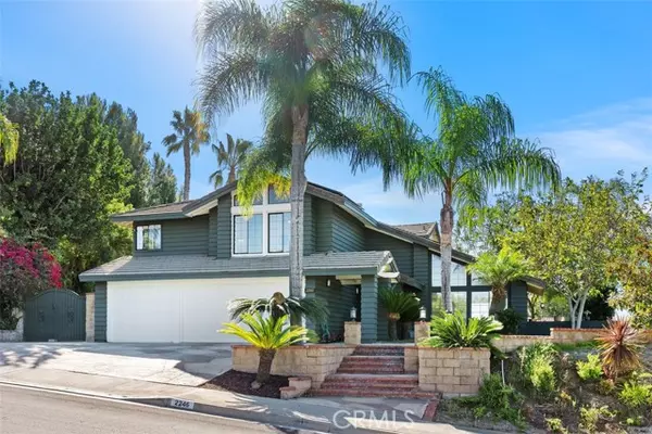 2246 E Vista CYN, Orange, CA 92867