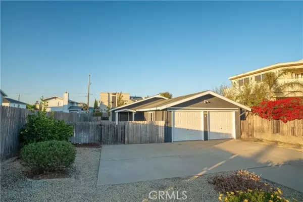 Grover Beach, CA 93433,657 Trouville AVE