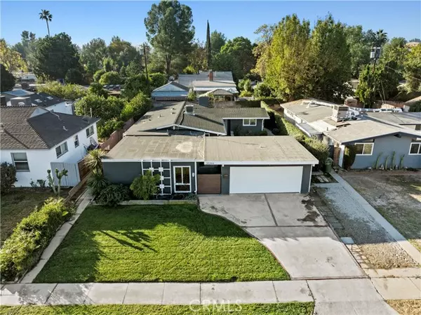 Winnetka, CA 91306,20344 Mobile ST