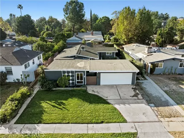 Winnetka, CA 91306,20344 Mobile ST