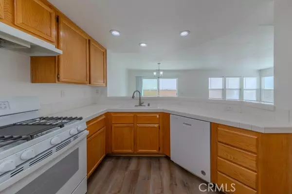 Corona, CA 92882,2553 Sena ST