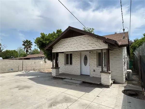 San Bernardino, CA 92411,1253 W Victoria ST 1/2