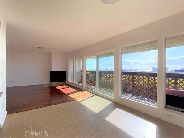 Redondo Beach, CA 90277,537 1/2 Avenue A