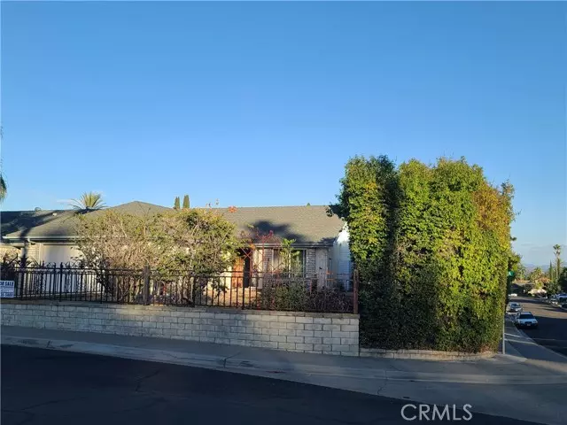 23582 Venisia, Laguna Hills, CA 92653