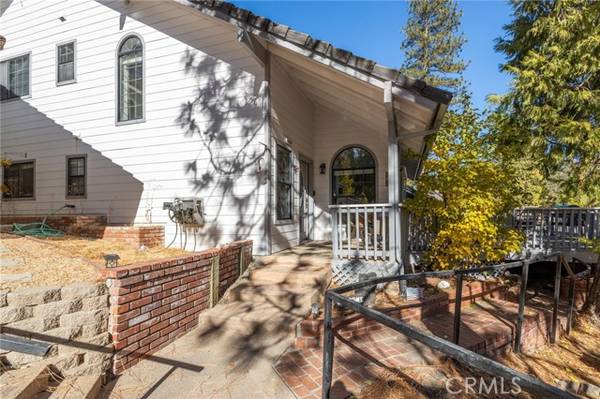 40648 Saddleback RD, Bass Lake, CA 93604