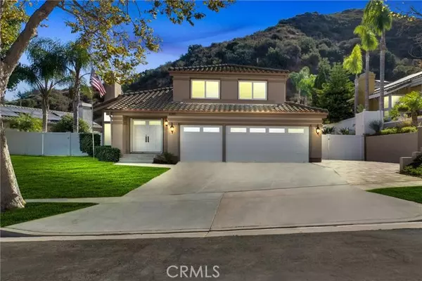 4200 San Ramon DR, Corona, CA 92882