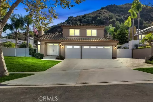 4200 San Ramon DR, Corona, CA 92882