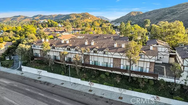 Sunland, CA 91040,10480 Sunland BLD 20