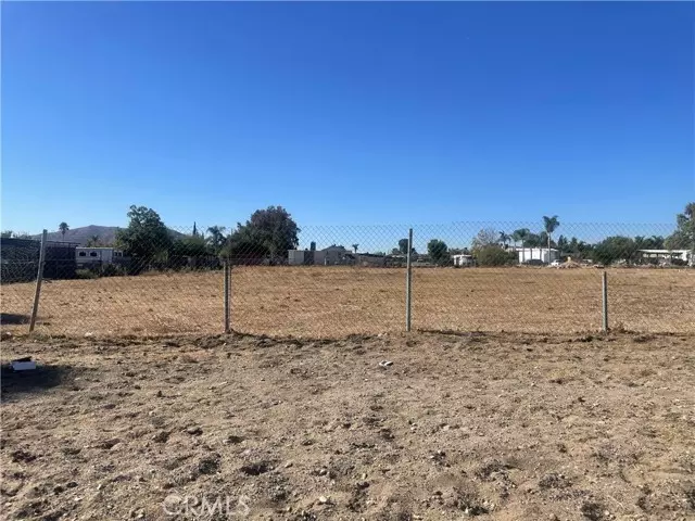 11048 Cactus AVE, Bloomington, CA 92316