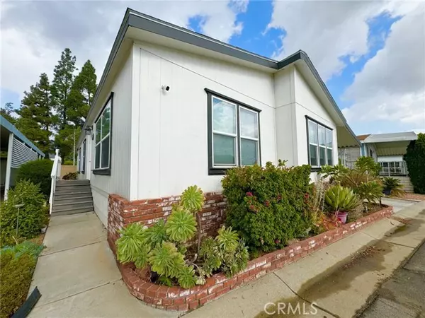 Azusa, CA 91702,840 E Foothill BLD 200