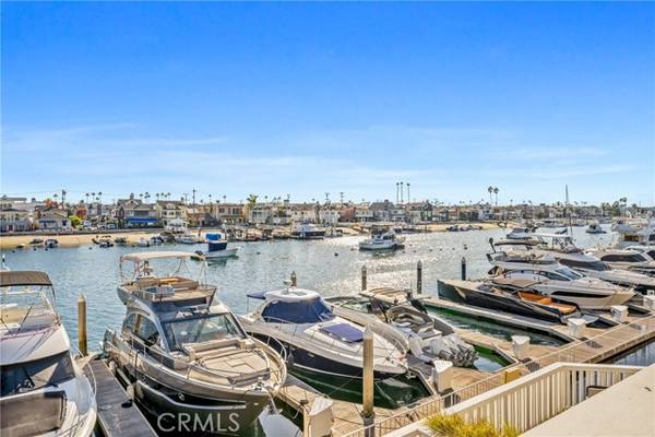 1033 Bayside Cove 106, Newport Beach, CA 92660