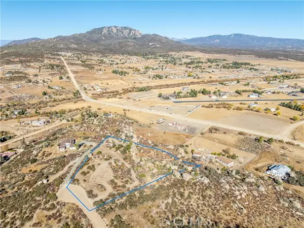 Aguanga, CA 92536,654 Skyview