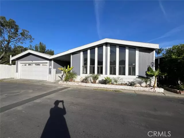 320 N Park Vista ST 177, Anaheim, CA 92806