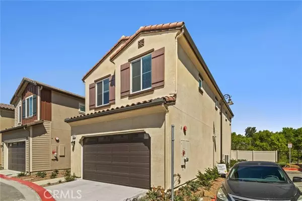 Oceanside, CA 92057,4398 Cadence WAY