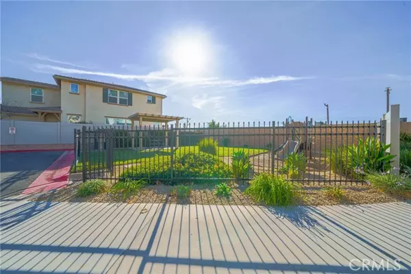 Grand Terrace, CA 92313,22392 Tesoro CT