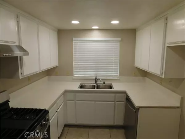 Corona, CA 92882,910 Sheridan C