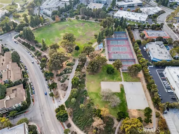 Culver City, CA 90230,6150 Buckingham Pkwy 202