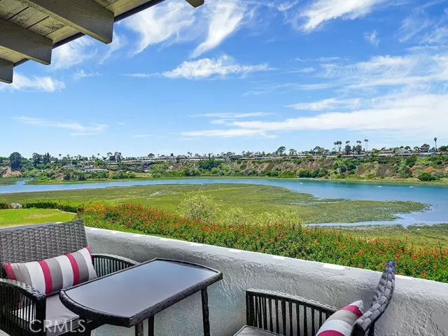 Newport Beach, CA 92660,305 Avenida Cerritos