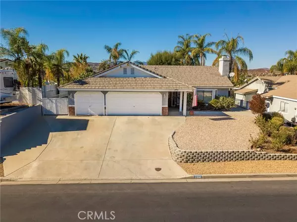 23116 Compass DR, Canyon Lake, CA 92587