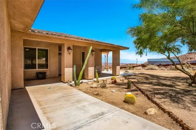 Joshua Tree, CA 92252,61850 Alta Vista DR