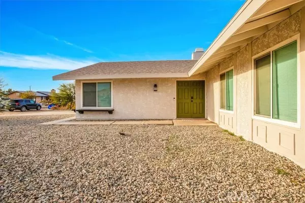 Twentynine Palms, CA 92277,4729 Flying H RD