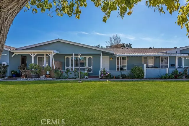 Newhall, CA 91321,19221 Avenue Of The Oaks B