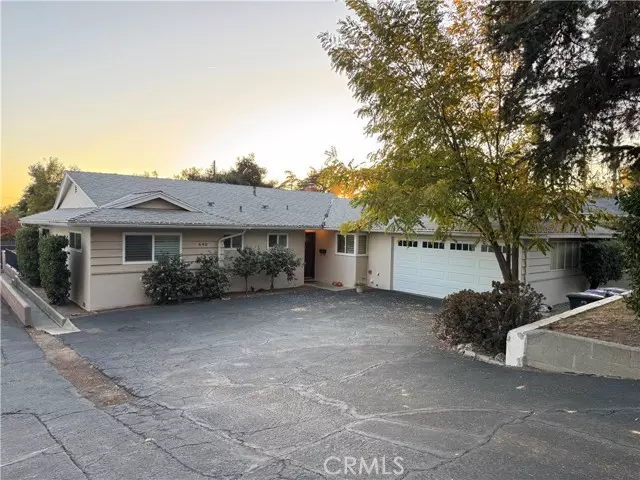 Altadena, CA 91001,640 East Pine ST