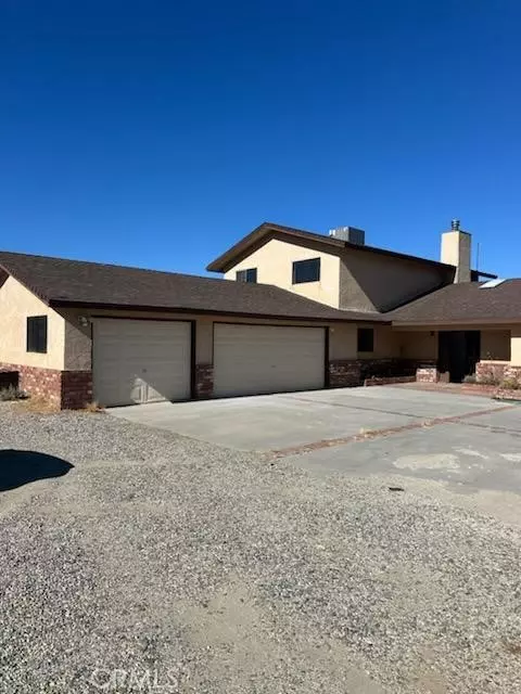 2910 Silver Ridge DR, Pinon Hills, CA 92372