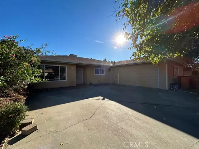 Madera, CA 93637,421 Sundance LN