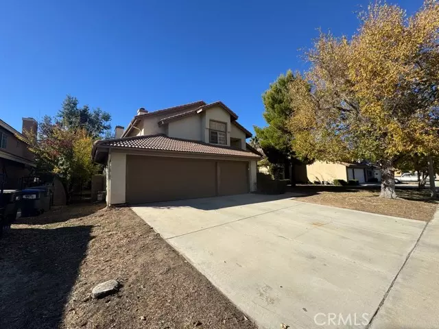 40515 Gorham LN, Palmdale, CA 93551