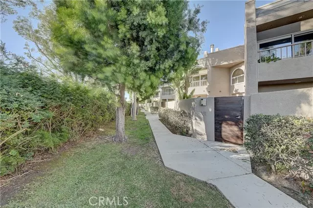 381 Bay View TER, Costa Mesa, CA 92627