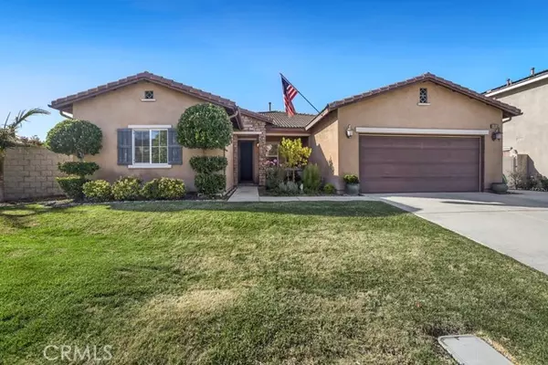 6885 Whisperwind DR, Eastvale, CA 92880