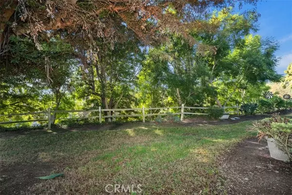 Laguna Woods, CA 92637,3288 San Amadeo C