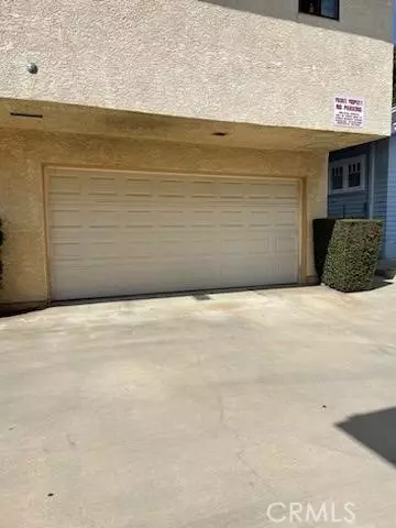 Whittier, CA 90601,6008 Comstock AVE E