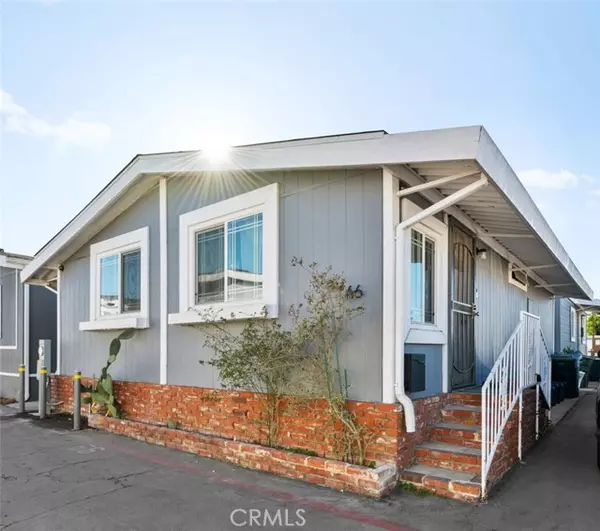 327 W Wilson ST 66, Costa Mesa, CA 92627