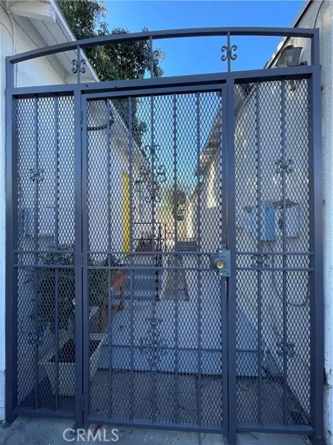 Long Beach, CA 90806,211 1/2 E Eagle ST