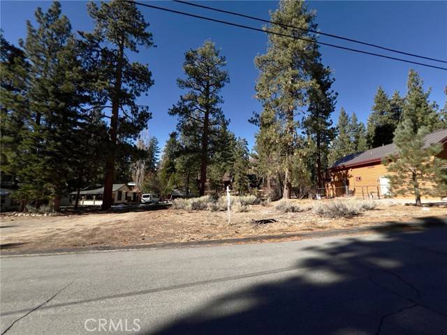 Fawnskin, CA 92333,1 Canyon RD