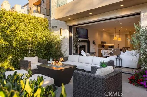 Corona Del Mar, CA 92625,428 Fernleaf AVE