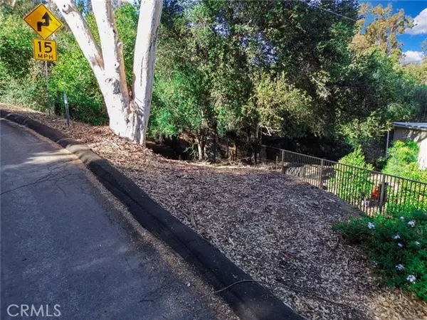 0 Live Oak Canyon RD, La Verne, CA 91750