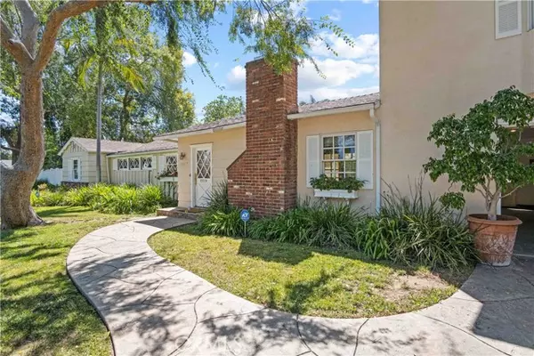 15103 Hartsook ST, Sherman Oaks, CA 91403