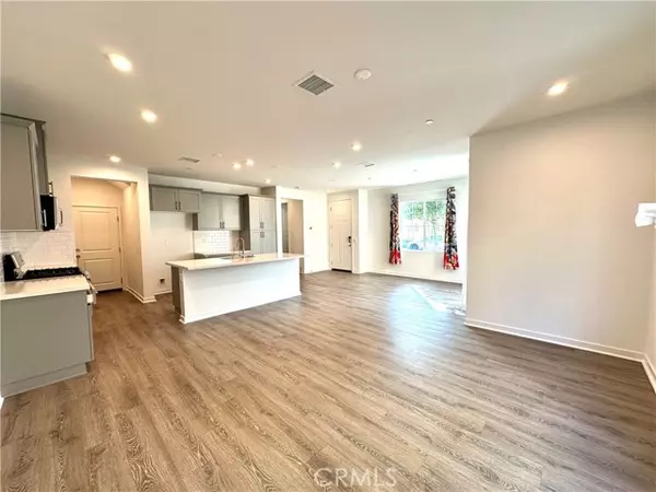 Fontana, CA 92336,5593 Siracusa WAY